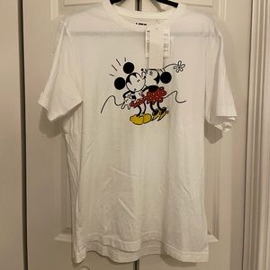 Mickey and Minnie Mouse shirt